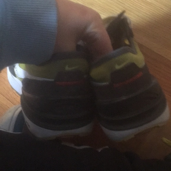 Justin Bieber smile exclusive show - Picture 5 of 9